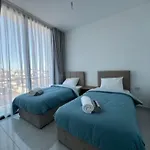 Suncity By Myguest Cyprus Apartamento
