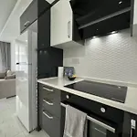 Apartamento Suncity By Myguest Cyprus Trikomo
