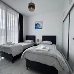 Suncity By Myguest Cyprus Apartamento Trikomo