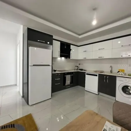 Suncity By Myguest Cyprus Trikomo