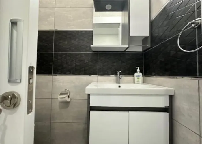 Suncity By Myguest Cyprus Trikomo